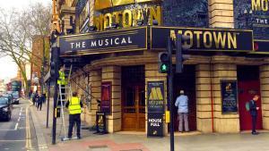 motown musical filmed and webcast by event streaming company wavefx video and red carpet event production london uk